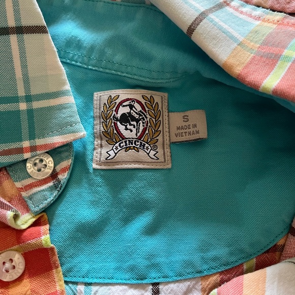 Cinch button down - Picture 3 of 3